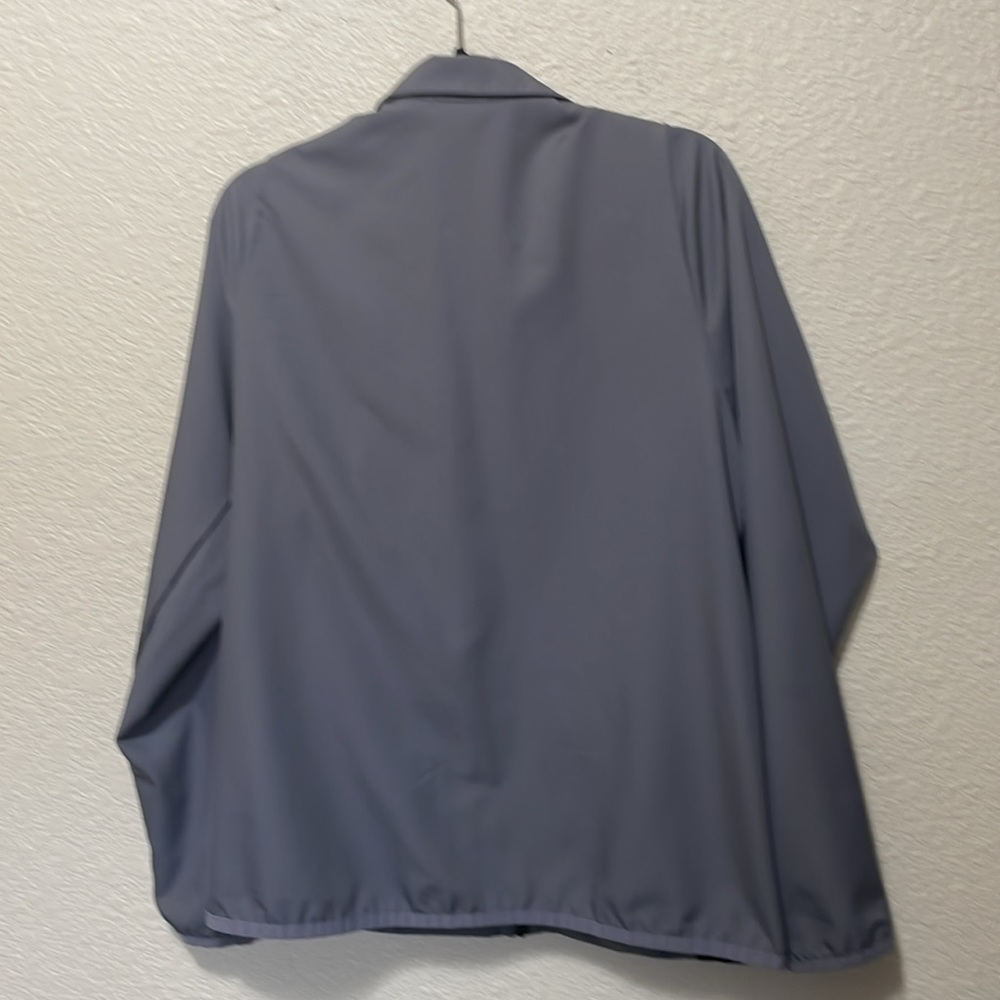 Nike Dri-Fit Men's Gray Lightweight Jacket. Very Good Condition. Size M. - Picture 5 of 10